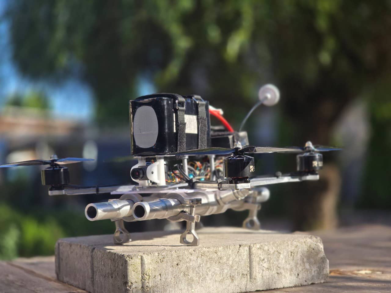 Новий FPV дрон для знищення ворожих Мавіків